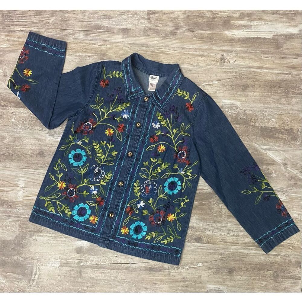 Gunit Fashions New York Embroidered Floral Denim Jean Jacket Shirt Sz Med